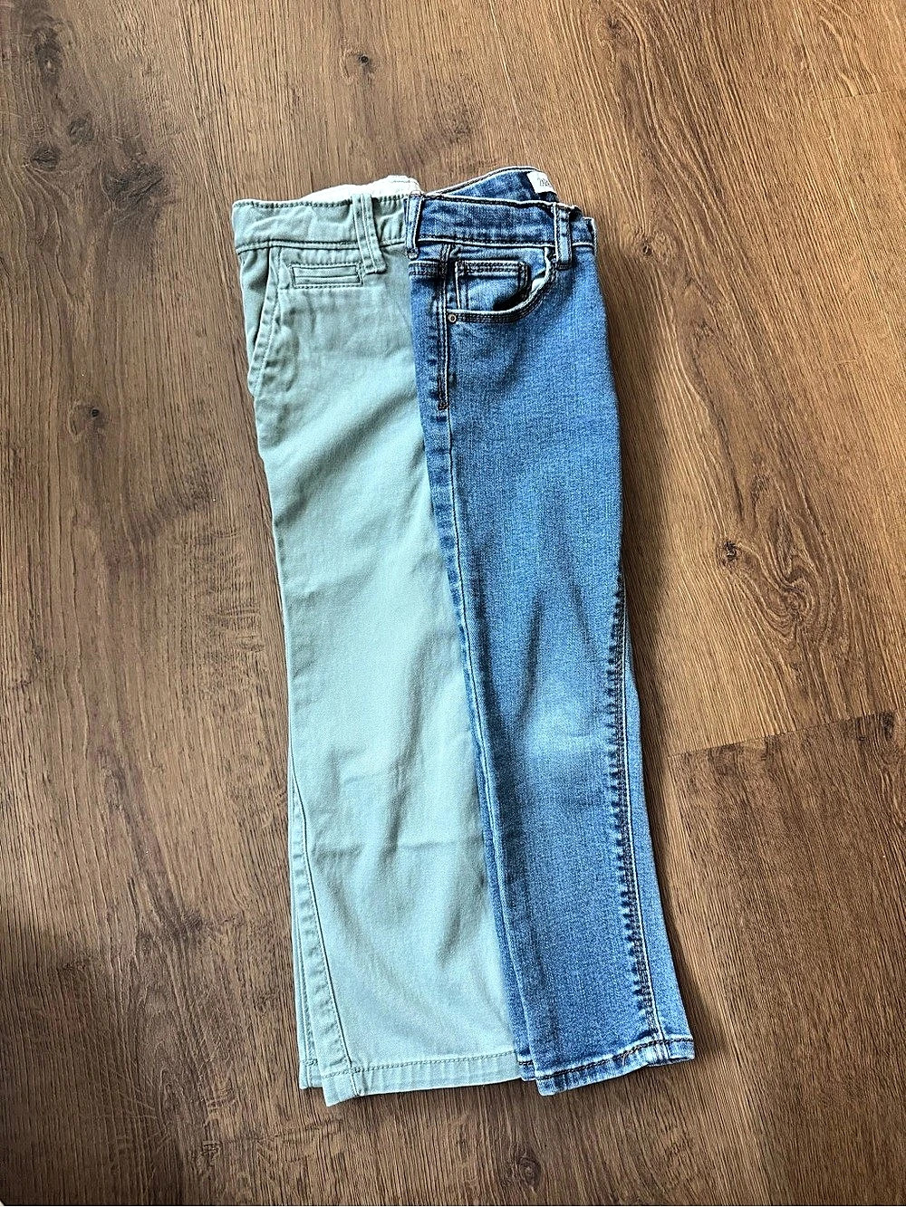 Kids Jeans 2-Pair Set in a Denim & Sage Like New